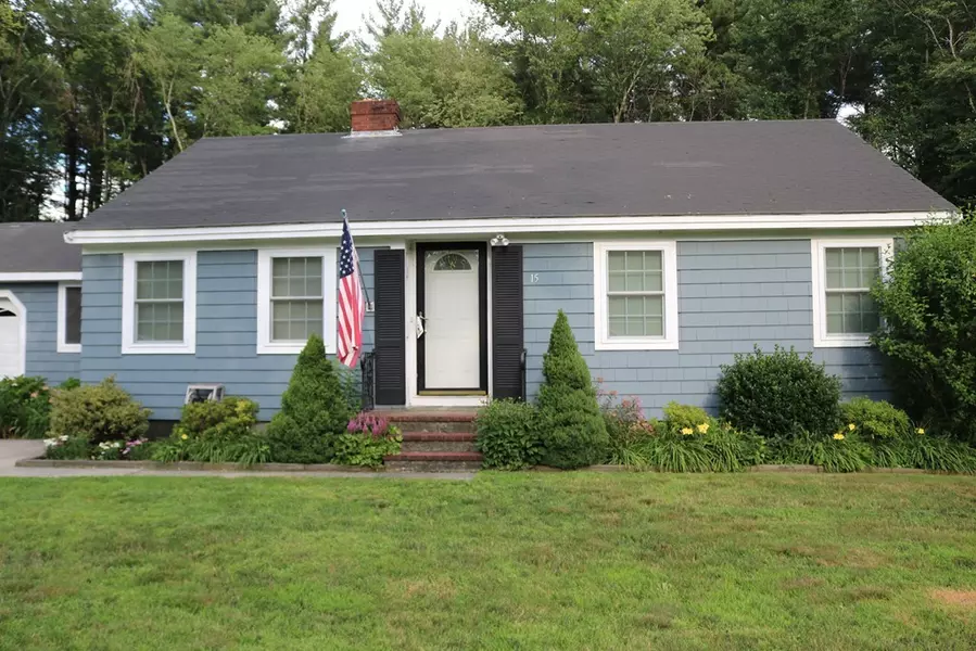 15 Salem Rd, Dracut, MA 01826