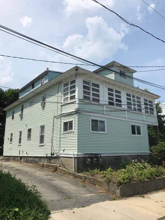 14 Orchard Street, Fitchburg, MA 01420