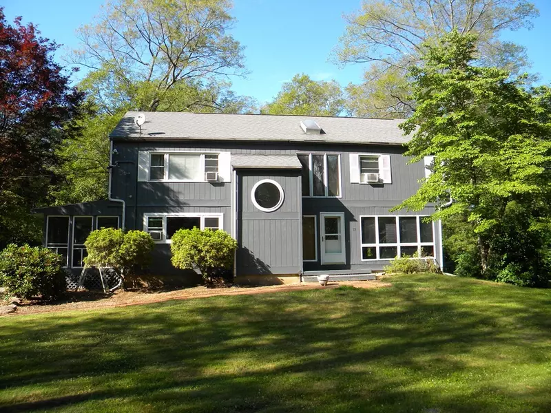 12 Fruit Street, Newbury, MA 01922