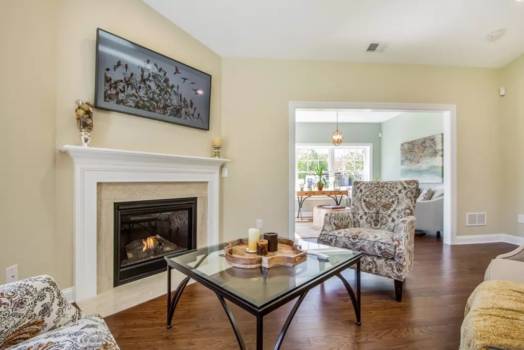 Uxbridge, MA 01569,111 Rogerson Crossing #28