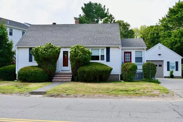 919 Varnum Ave, Lowell, MA 01854