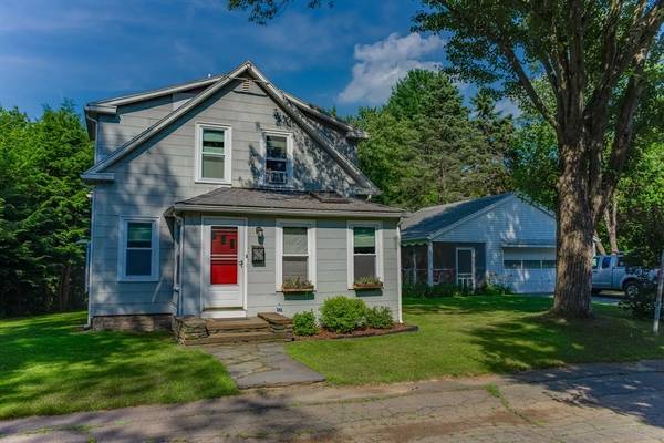 5 Grove St, South Hadley, MA 01075