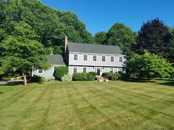 Hopkinton, MA 01748,12 Valleywood Rd