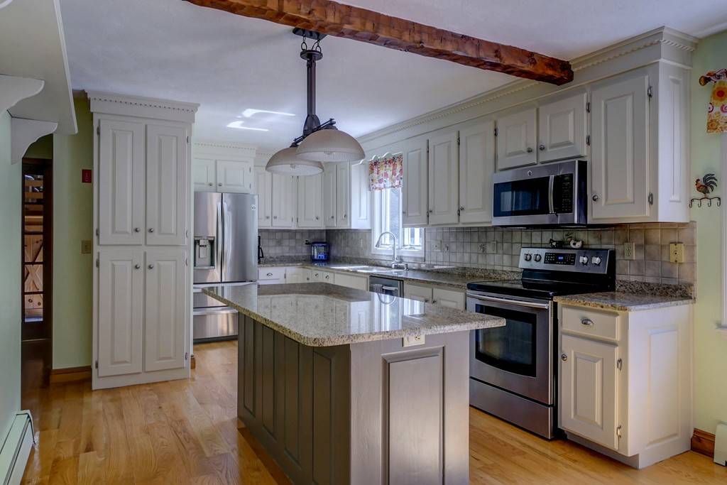 Townsend, MA 01474,82 W Elm St