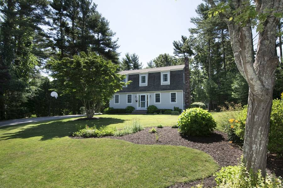 14 Pine Brook Drive, Kingston, MA 02364