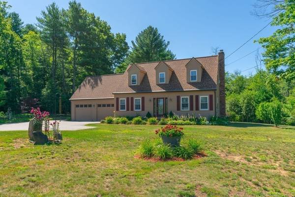 58 Streeter Rd, Sturbridge, MA 01518