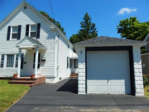 25 Grove St, Methuen, MA 01844