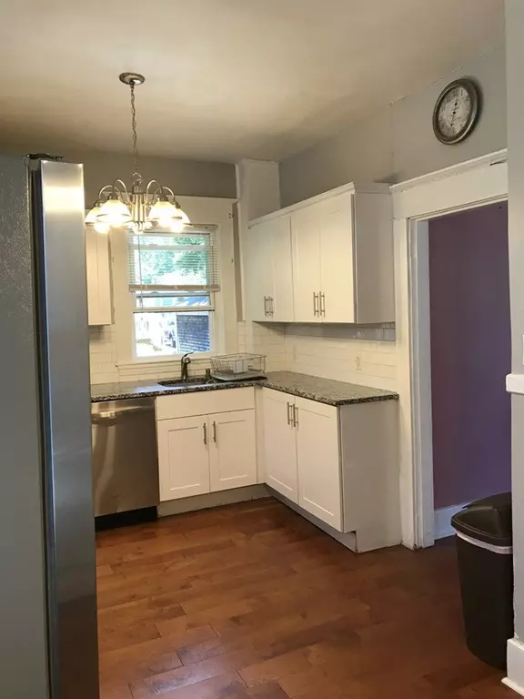 Acushnet, MA 02743,65 Slocum St.