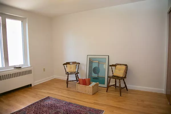 Brookline, MA 02445,150 Beaconsfield #6