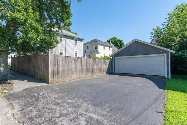 Quincy, MA 02170,16 Randlett St