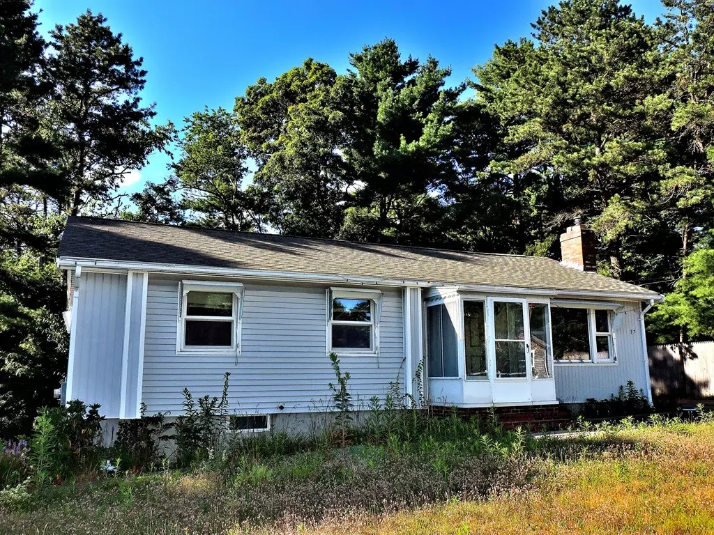 Plymouth, MA 02360,17 Juniper St