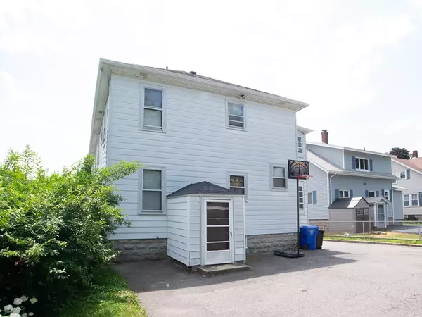 Taunton, MA 02780,106 Washburn St