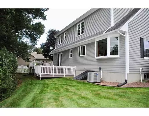 Ludlow, MA 01056,38 Harris Ln