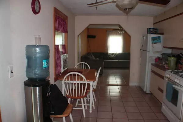 Swansea, MA 02777,134 Smoke Rise Cir