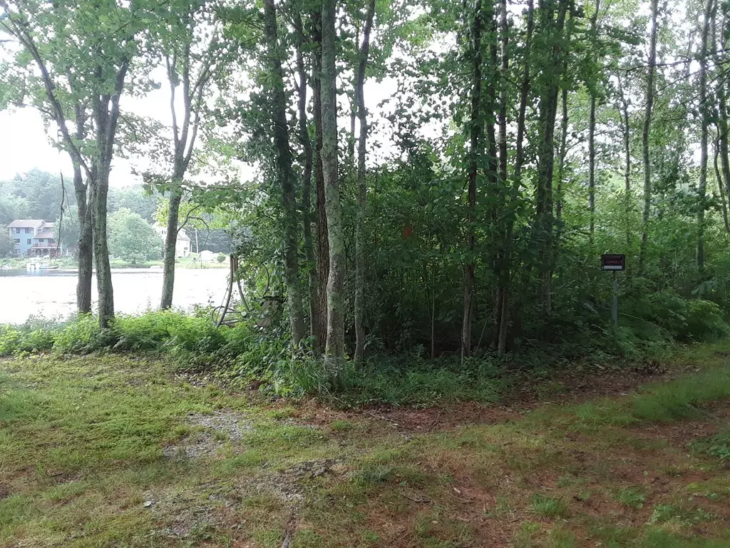 Salem, NH 03079,26 Plaisted Cir