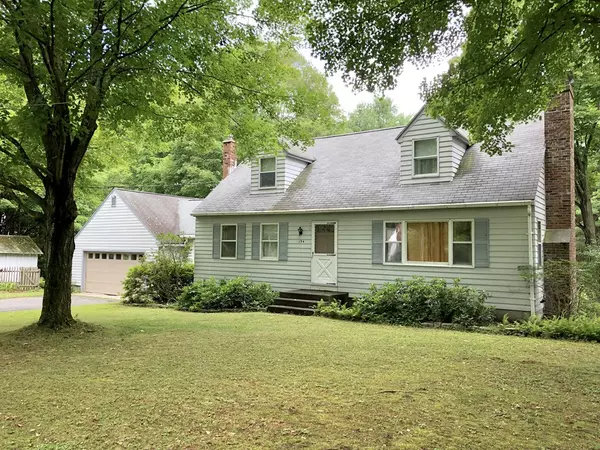 194 Amherst Rd, Pelham, MA 01002