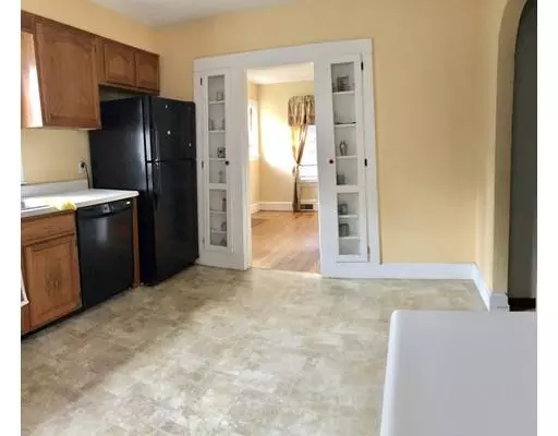 Somerset, MA 02726,763 Read St