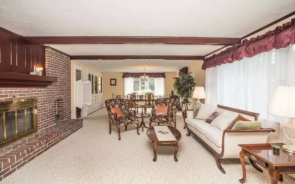 Fairhaven, MA 02719,3 Long Rd