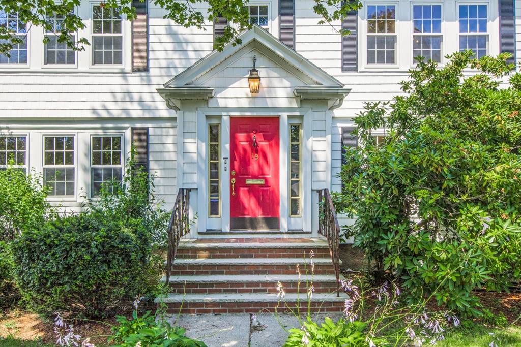 Arlington, MA 02476,19 Churchill Ave