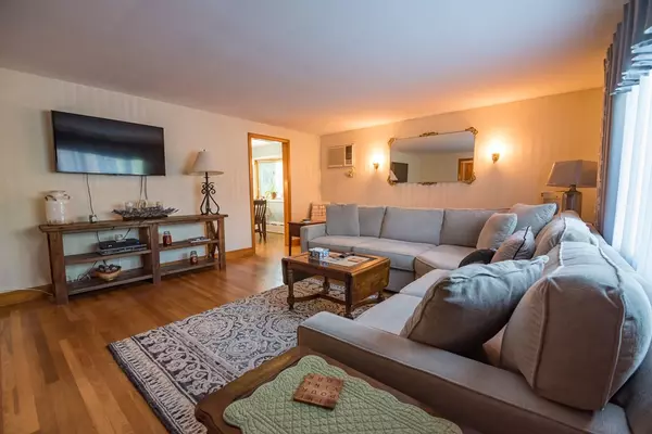 Peabody, MA 01960,3 Kings Hill Road