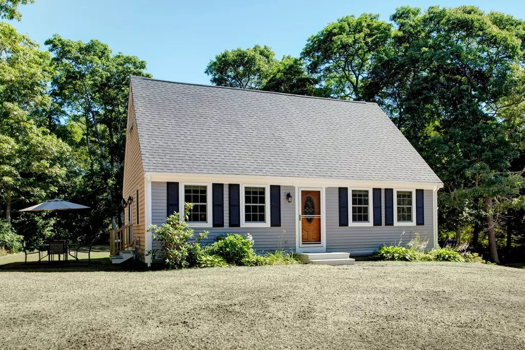 Bourne, MA 02532,153 County Rd