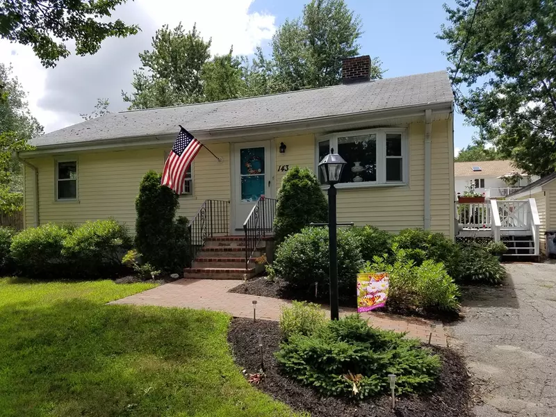 143 Pond Street, Holbrook, MA 02343