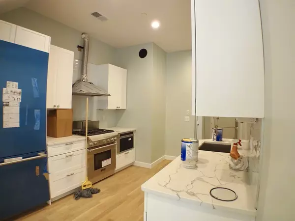 Boston, MA 02127,280 Gold Street #1