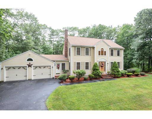 55 Careys Landing, East Bridgewater, MA 02333