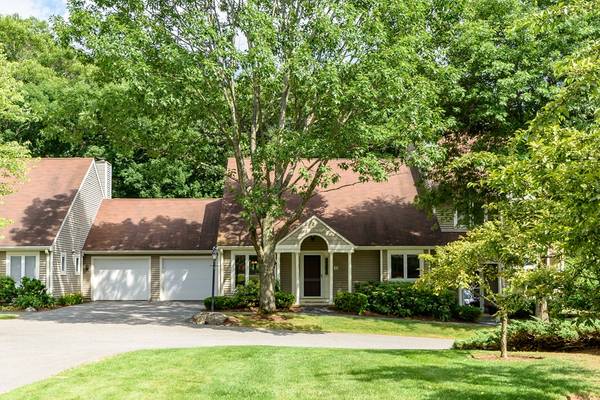 10 Johnsons Grant #10, Woburn, MA 01801