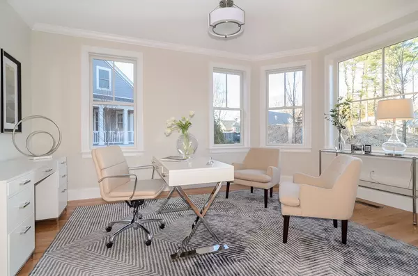 Milton, MA 02186,46 Woodmere Drive #34