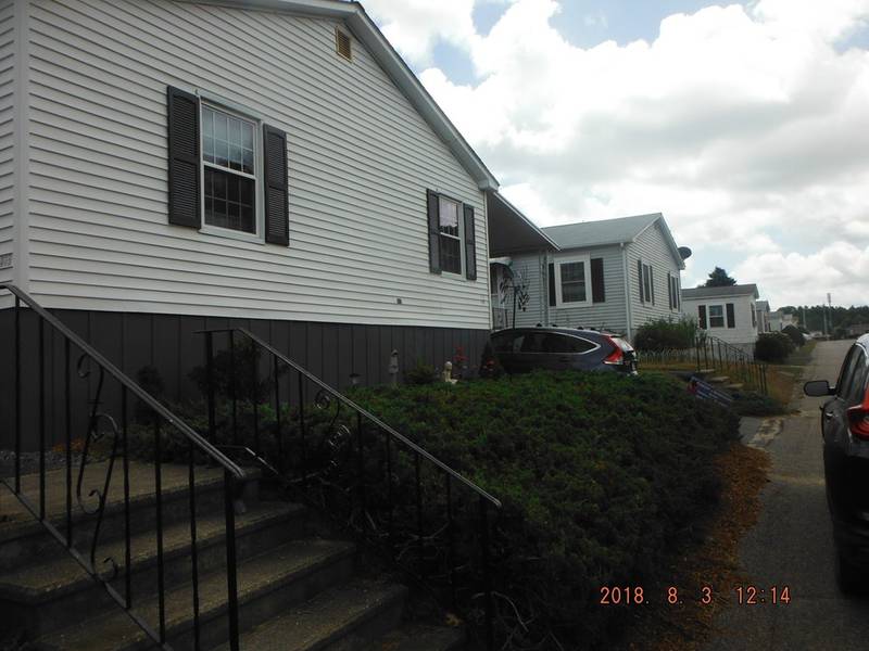 110 Snowgoose Lane, Plymouth, MA 02360