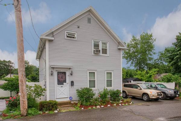 56 Middle Street Lane, Fitchburg, MA 01420