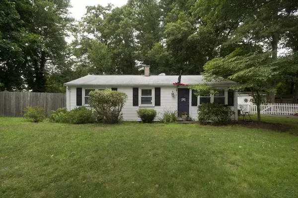 Pembroke, MA 02359,11 Carol Ave