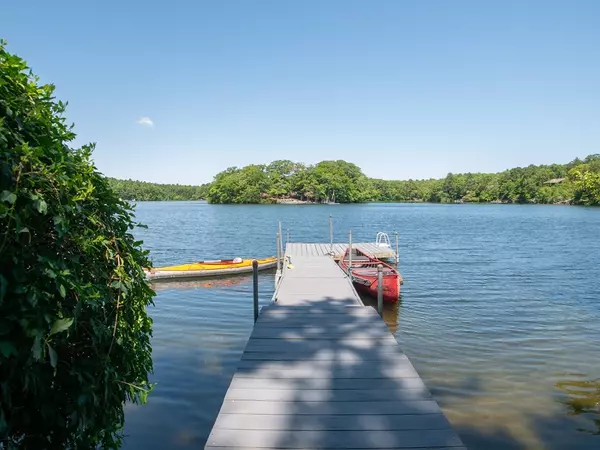 Plymouth, MA 02360,31 Crescent Rd