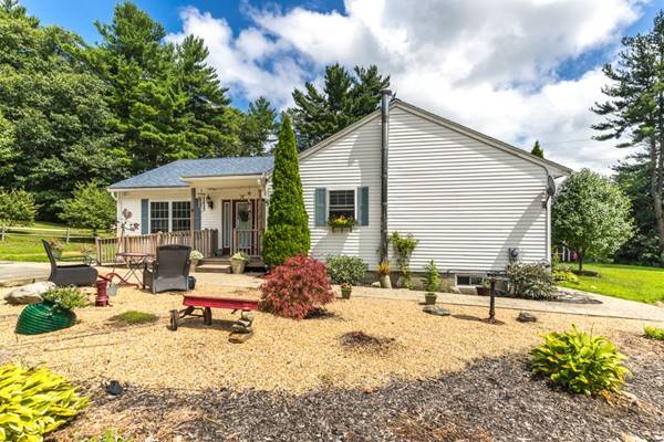 5 Hill Ln, Shirley, MA 01464