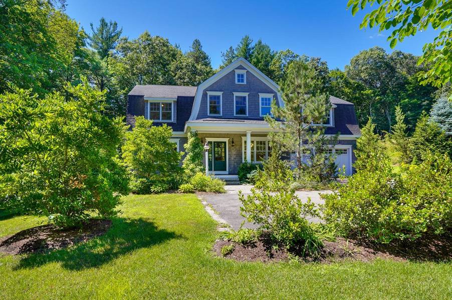 29 Ridge Rd, Concord, MA 01742