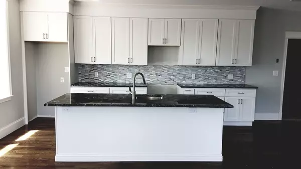 Boston, MA 02127,57 L Street #9
