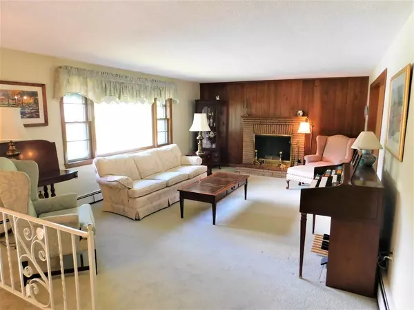 Weymouth, MA 02188,36 Oak Ridge Cir