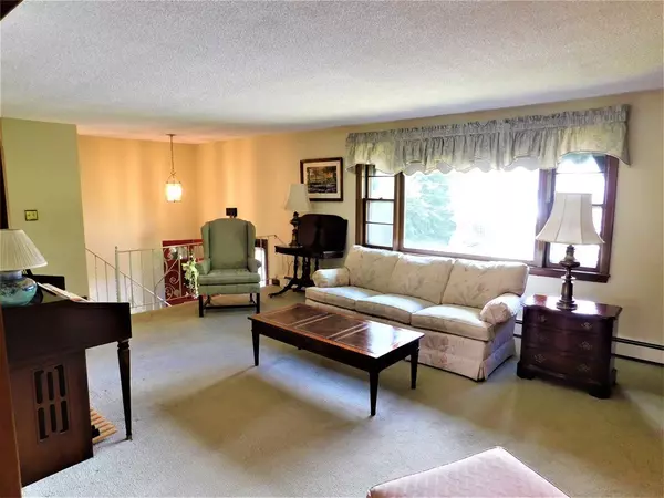 Weymouth, MA 02188,36 Oak Ridge Cir