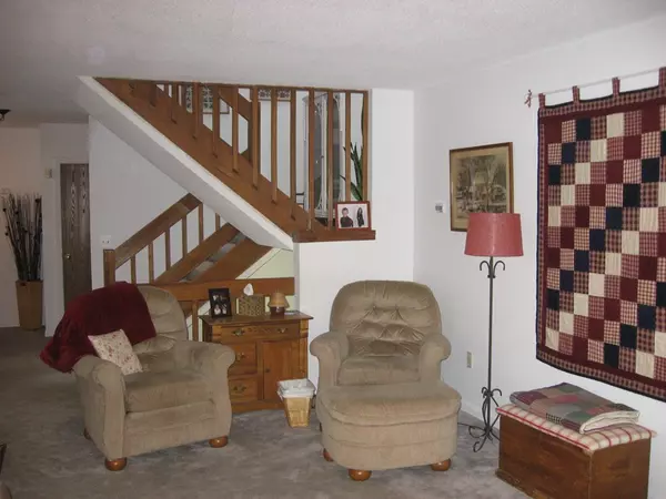 Uxbridge, MA 01569,2 Princess Path #2