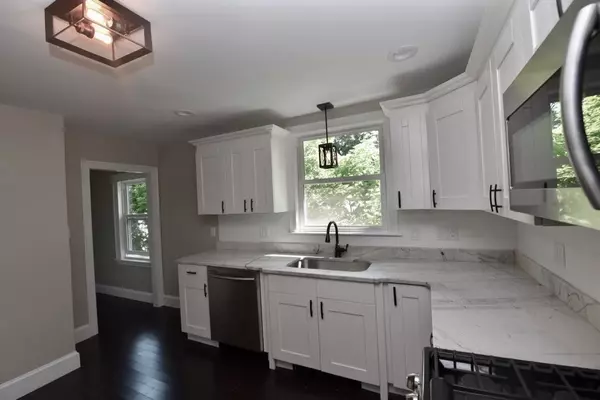 Beverly, MA 01915,28 Northern Ave #2