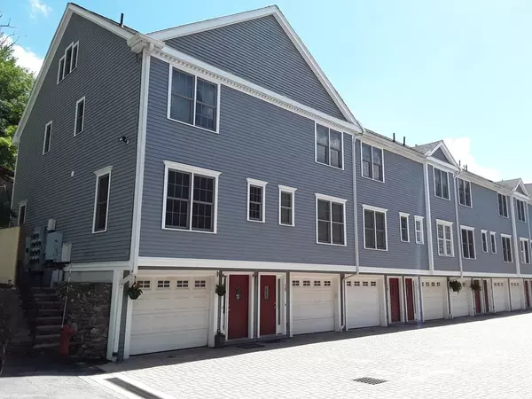 894 Main St #18, Wakefield, MA 01880