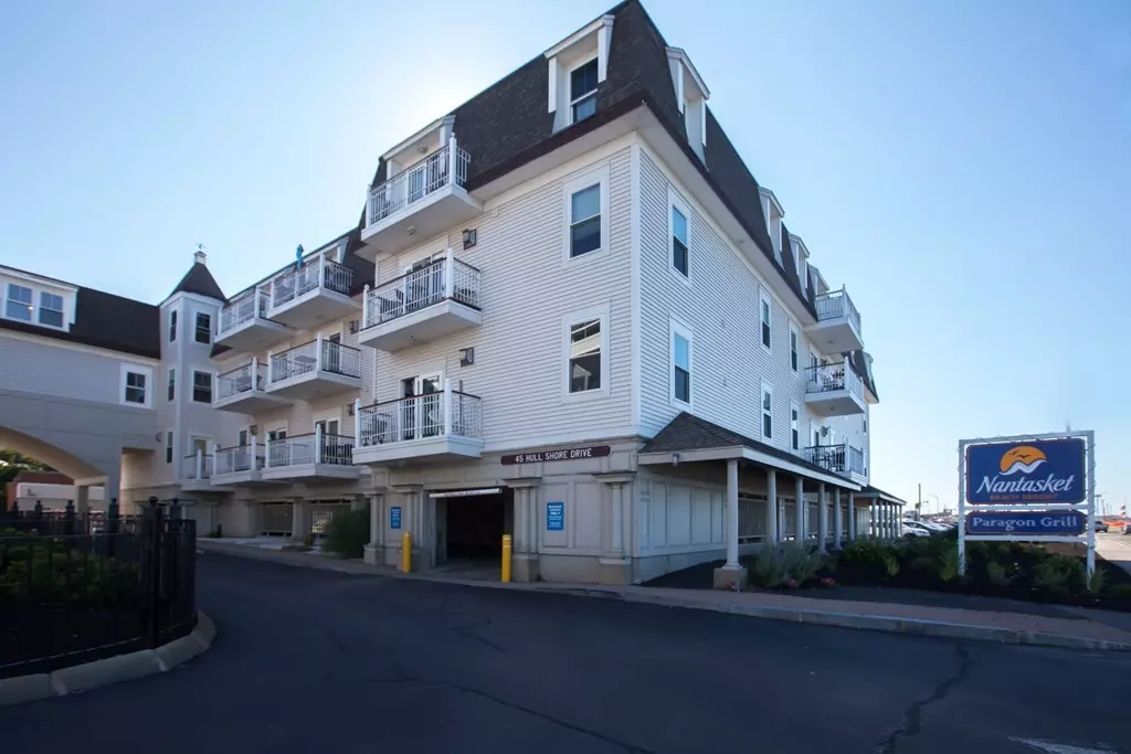 Hull, MA 02045,45 Hull Shore Dr #307