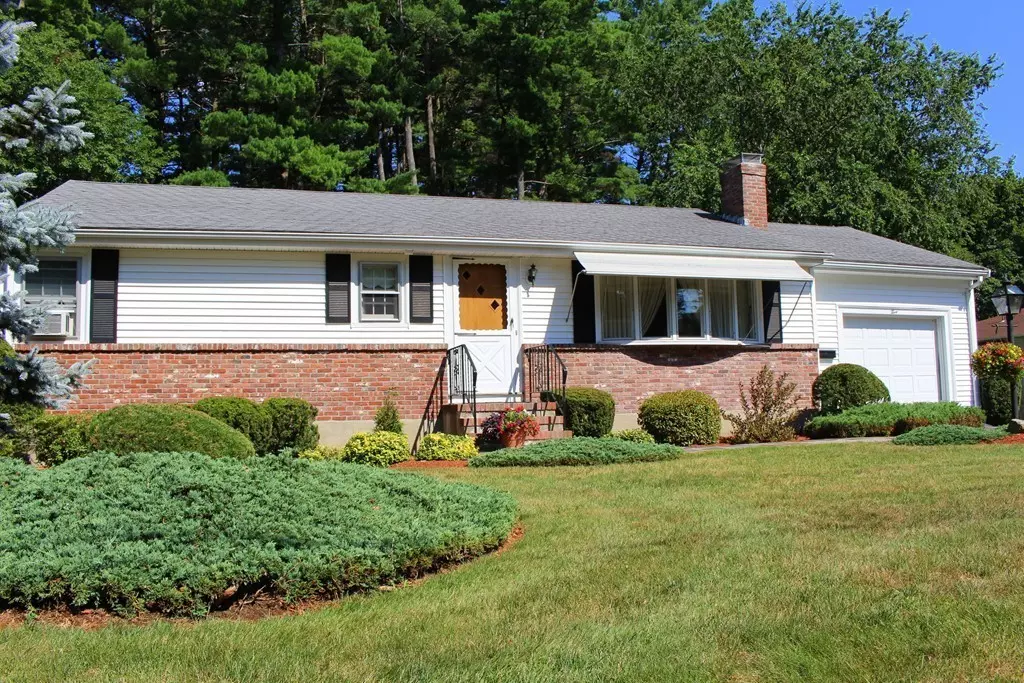 Framingham, MA 01701,5 Merriam Rd