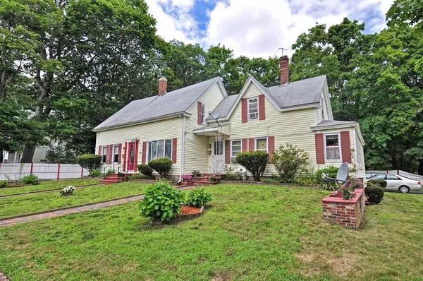 Mansfield, MA 02048,90-92 Court St