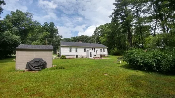 Chelmsford, MA 01824,20 Pine Hill Rd