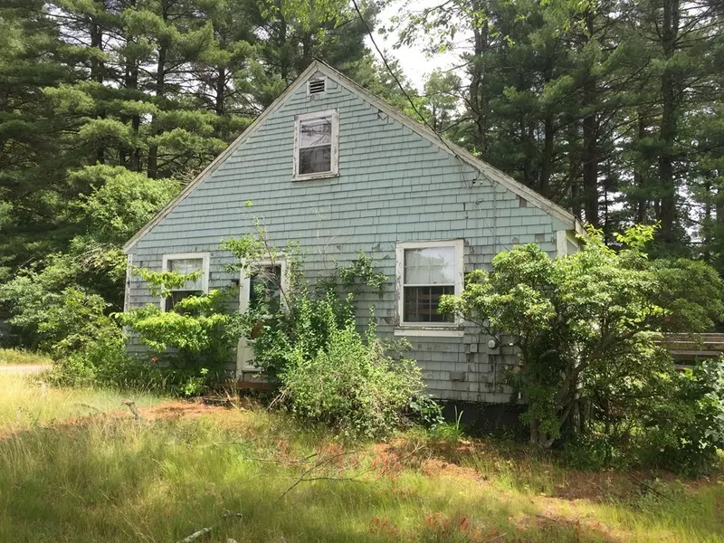 30 Nickerson Lane, Wrentham, MA 02093