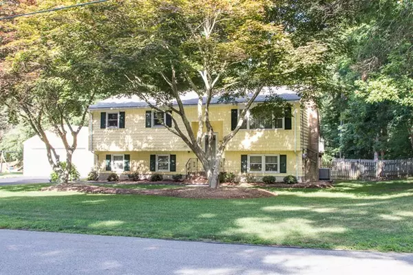 265 Ramblewood, Raynham, MA 02767