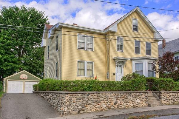 88 Clark St, Clinton, MA 01510