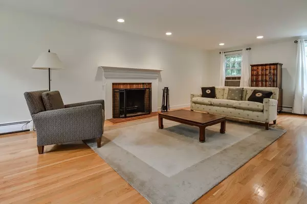 Sherborn, MA 01770,15 Russett Hill Road